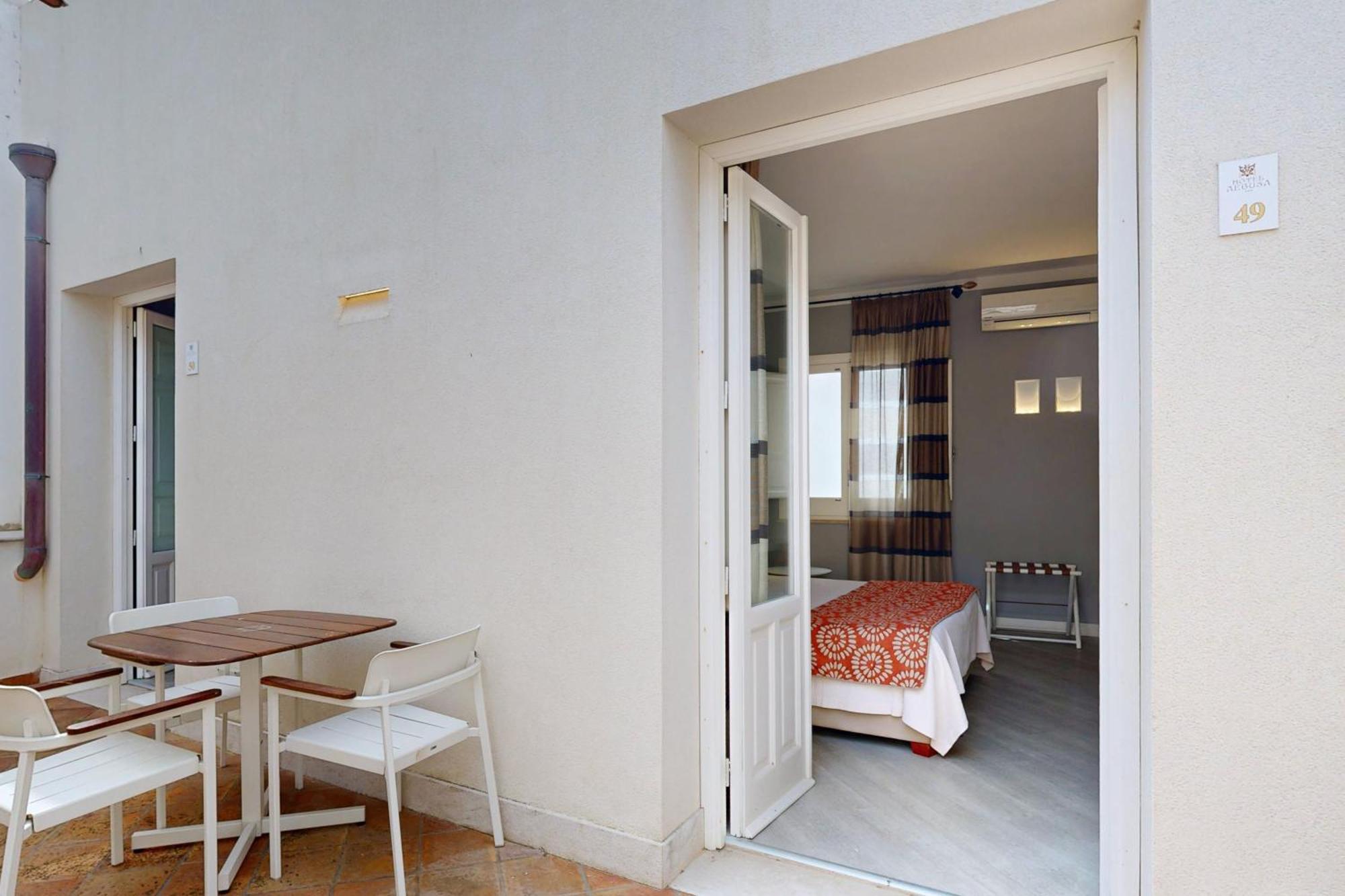 Aegusa Hotel Favignana Zimmer foto